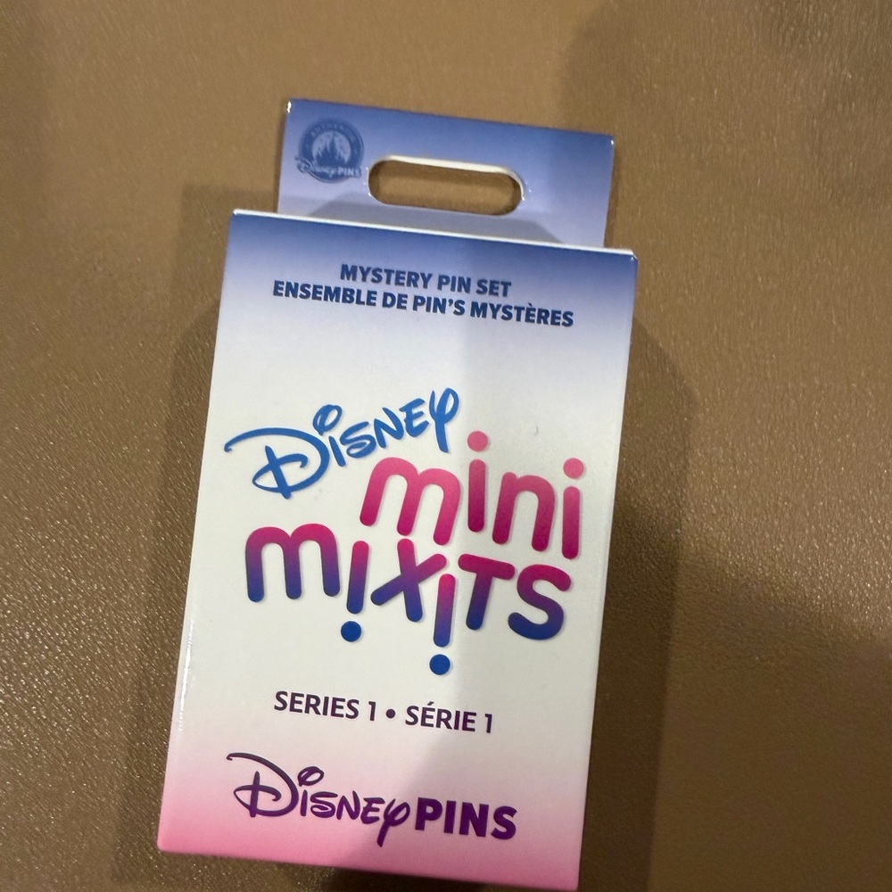 Disney Mini Mixits Mystery 2 Pin Set
